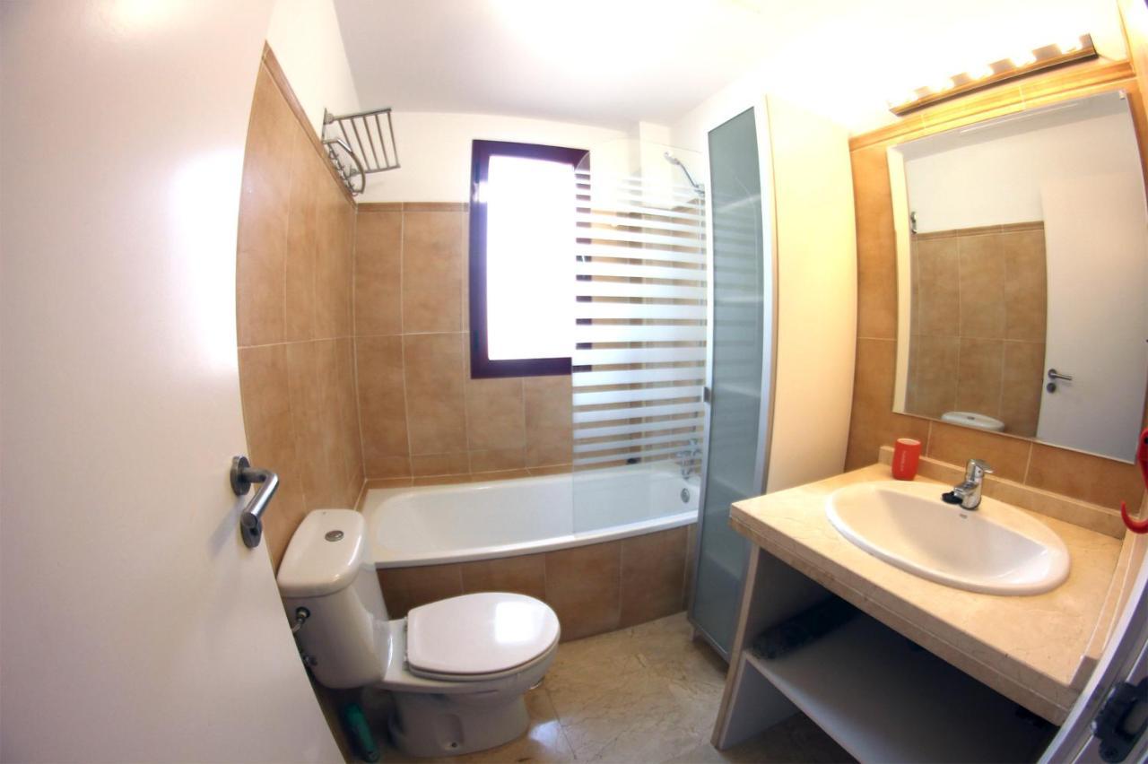Vista Bahía Apartment Casares Ngoại thất bức ảnh